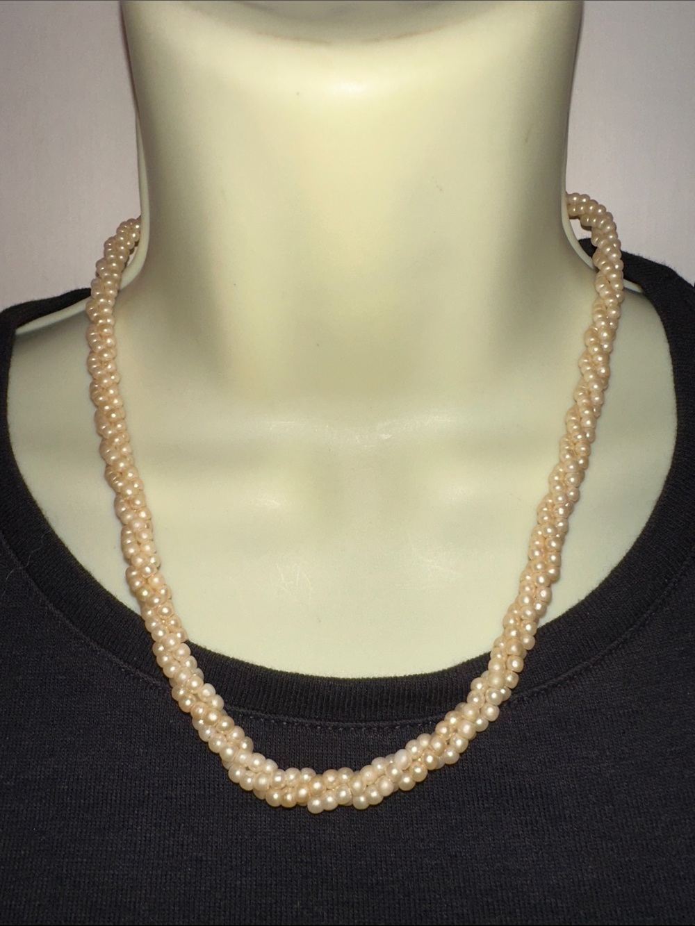 Vintage Cream Pearl Triple‎ Strand Twist Necklace